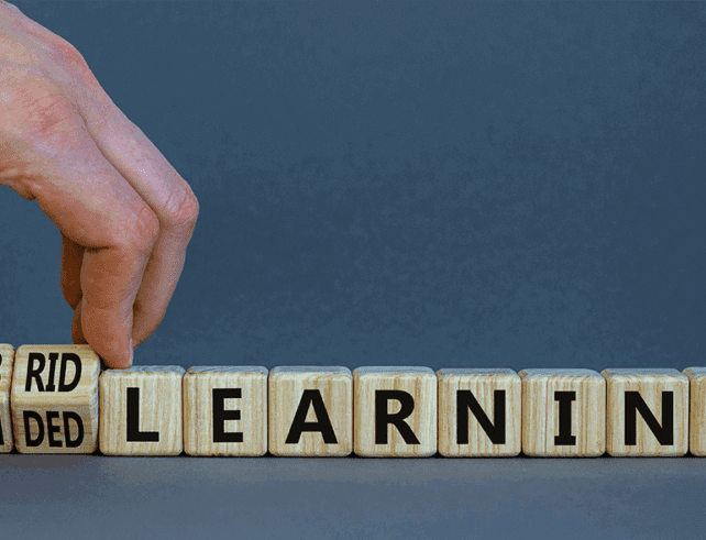 Schmuckbild Buchstabenwürfel: Blended/Hybrid Learning